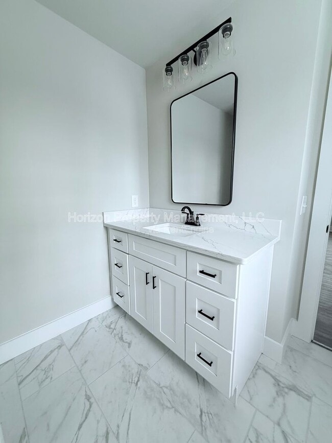 Building Photo - 6560 Bonanza Trail