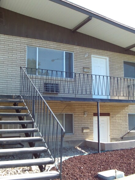 Building Photo - 133 W 300 N