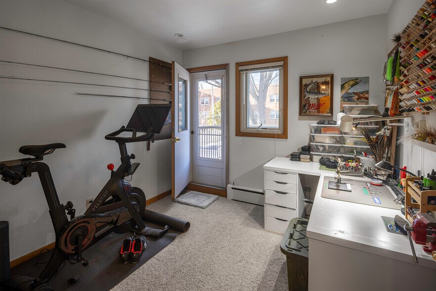 Building Photo - 2802 Arbor Dr