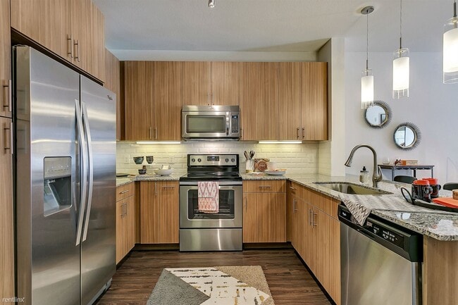 Building Photo - 2 br, 2 bath Condo - 2601 Bellefontaine St