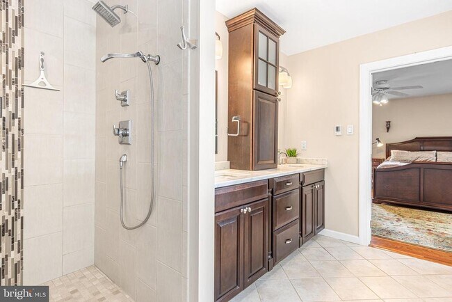 Building Photo - 1099 Armstrong Ct