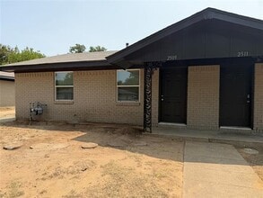Building Photo - 2509 Normont Cir