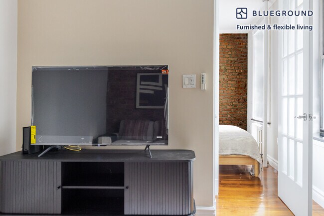 Building Photo - 20 Prince St