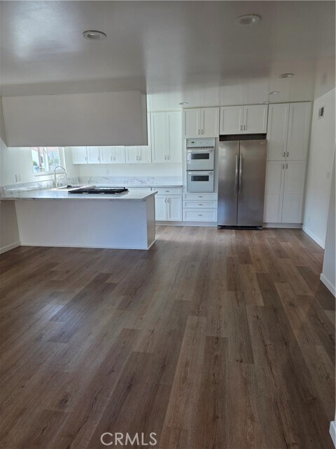 Building Photo - 16010 Dalton Ave