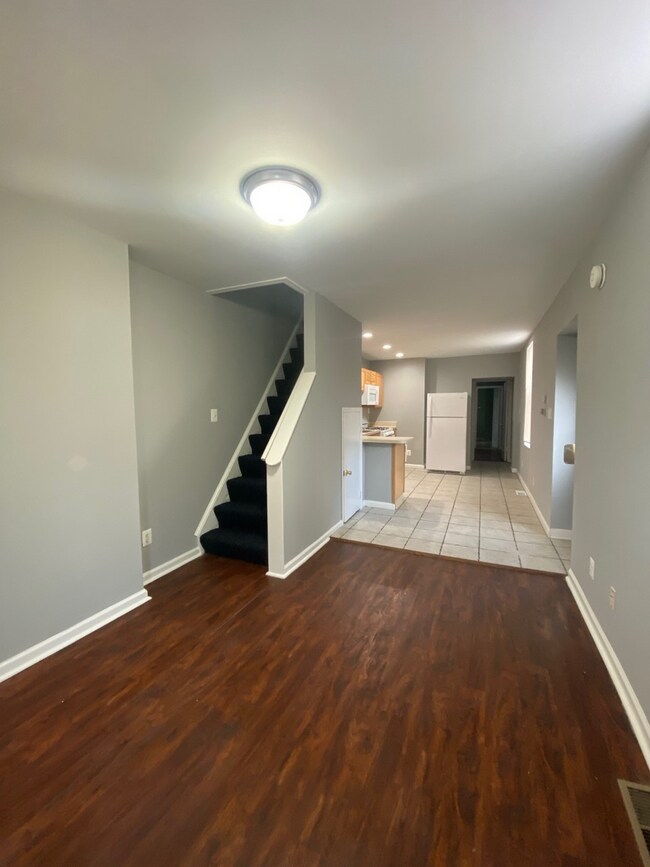 Building Photo - Dundalk - 3 bedrooms and 2.5 baths Available!