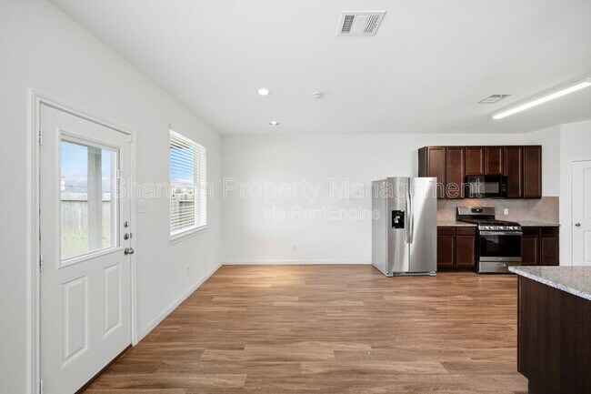 Building Photo - 10322 Urban Oak Trl
