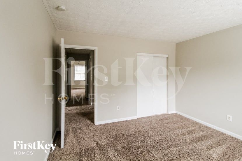 Building Photo - 1739 Killian Hill Rd SW