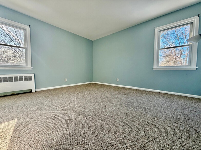 Building Photo - 40 Wall St