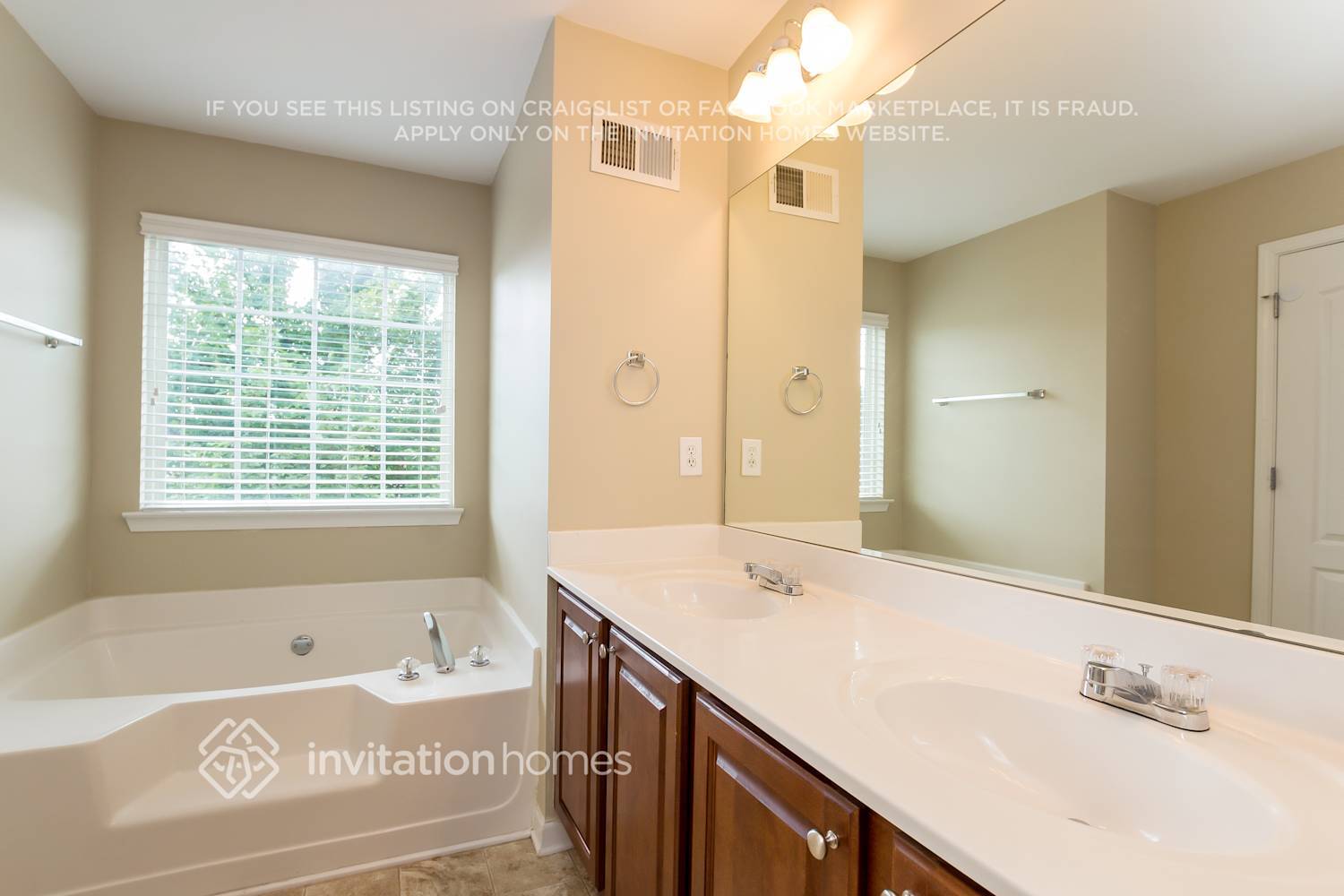 Building Photo - 4203 Ruby Lee Dr NW