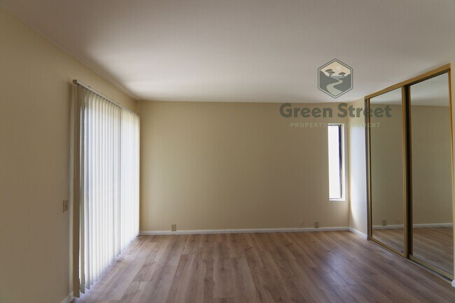 Building Photo - 3843 Camino Lindo