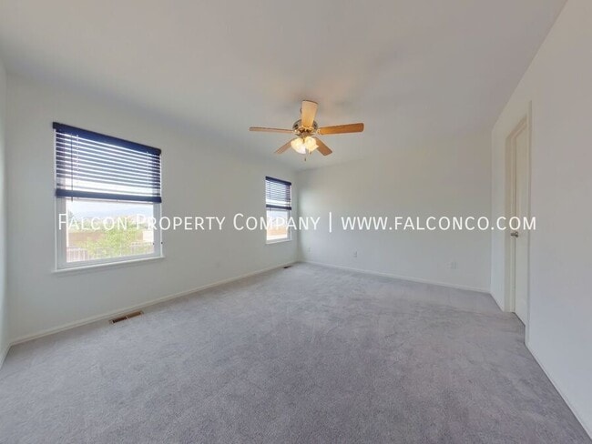 Building Photo - 6101 San Mateo Dr