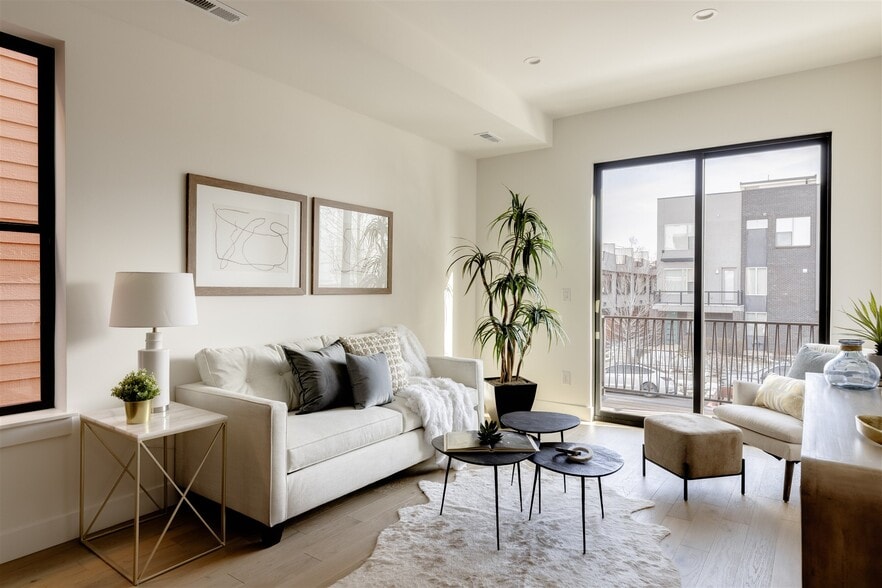 Building Photo - 1751 N Williams St