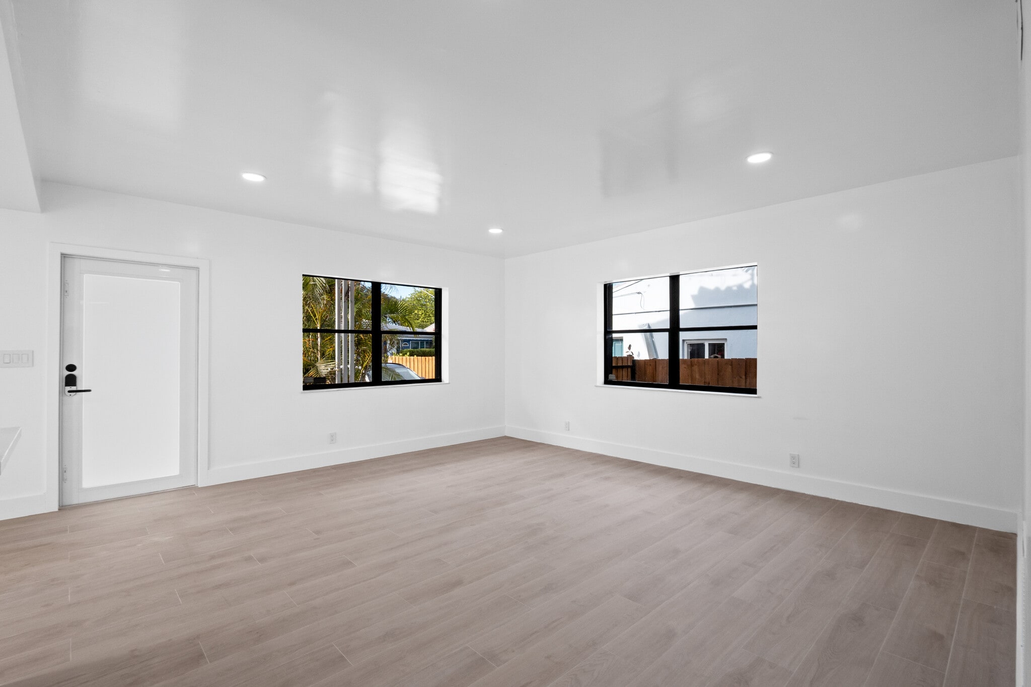 Building Photo - 442 NE 71st St