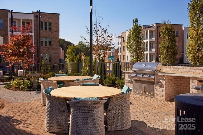 Building Photo - 19020 Potts Pk Ln