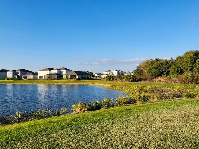 Building Photo - 5742 Archipelago St