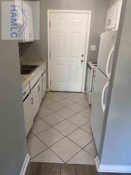 Building Photo - 116 Mattie St