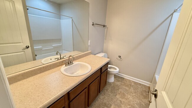 Building Photo - 1813 Clayton Cove Dr NW