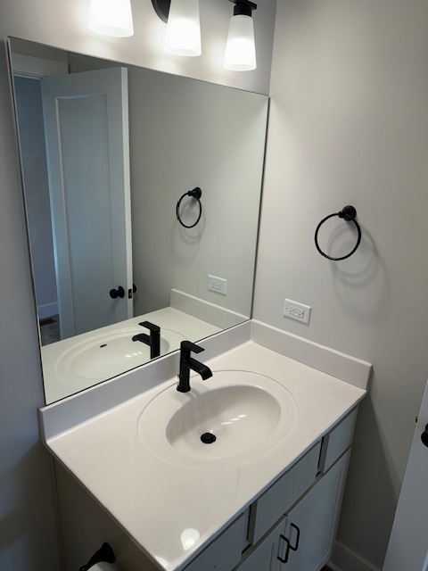 Full Bathroom - 12 W 4th St