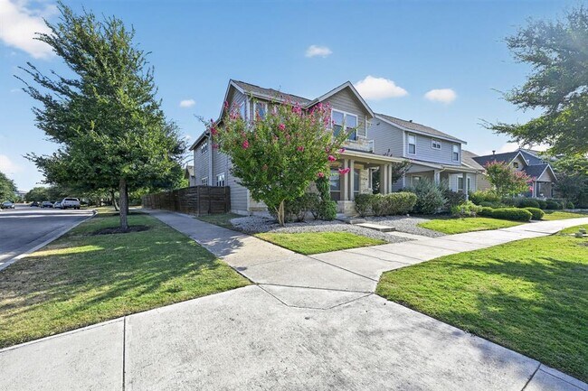 Building Photo - 5800 Baythorne Dr