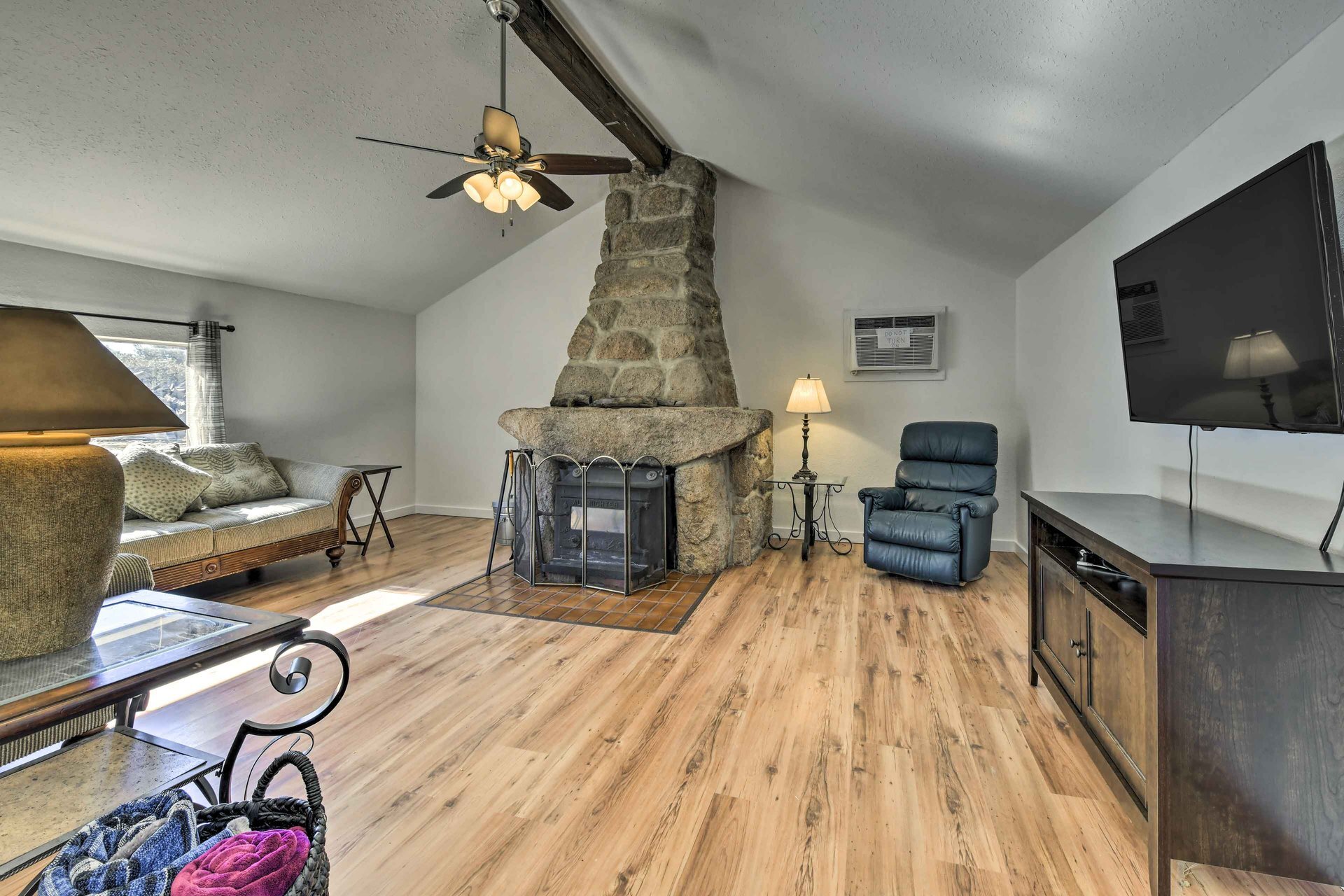 Building Photo - 53795 US-60