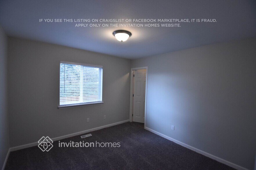 Building Photo - 17931 25th Ave Ct E