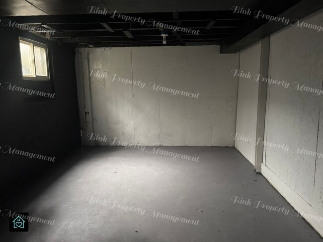 Building Photo - 15808 Southfield Fwy