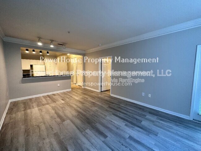 Building Photo - 1850 Cotillion Dr