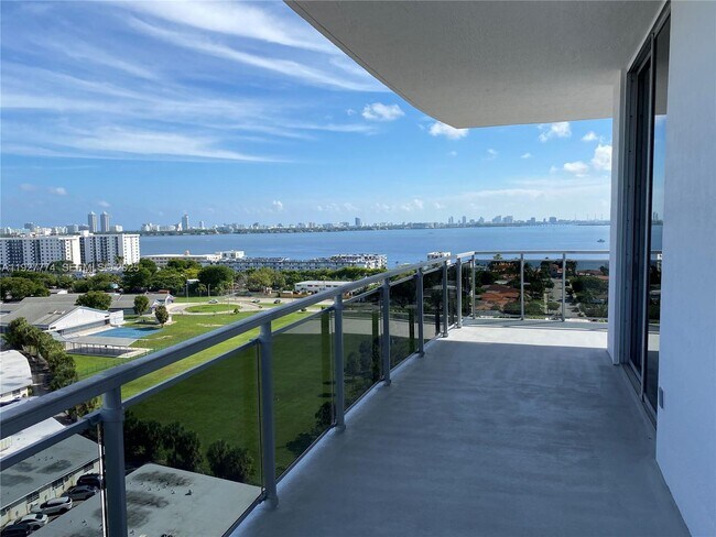 Building Photo - 7901 Hispanola Ave