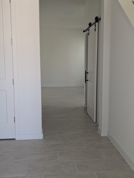 Building Photo - 1967 Iorio St