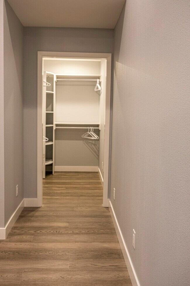 Building Photo - 15817 Izorah Way