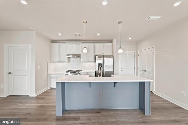 Building Photo - 4399 Peach Lily Ln