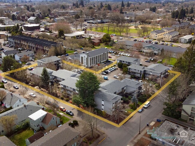 Building Photo - VALENTINE'S SPECIAL, 1-MONTH FREE RENT!