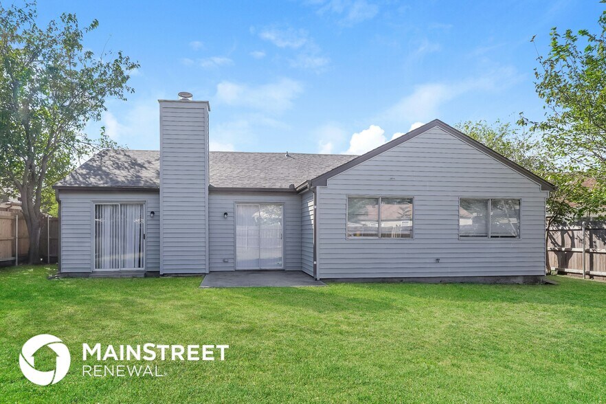 Building Photo - 3805 Big Leaf Ln