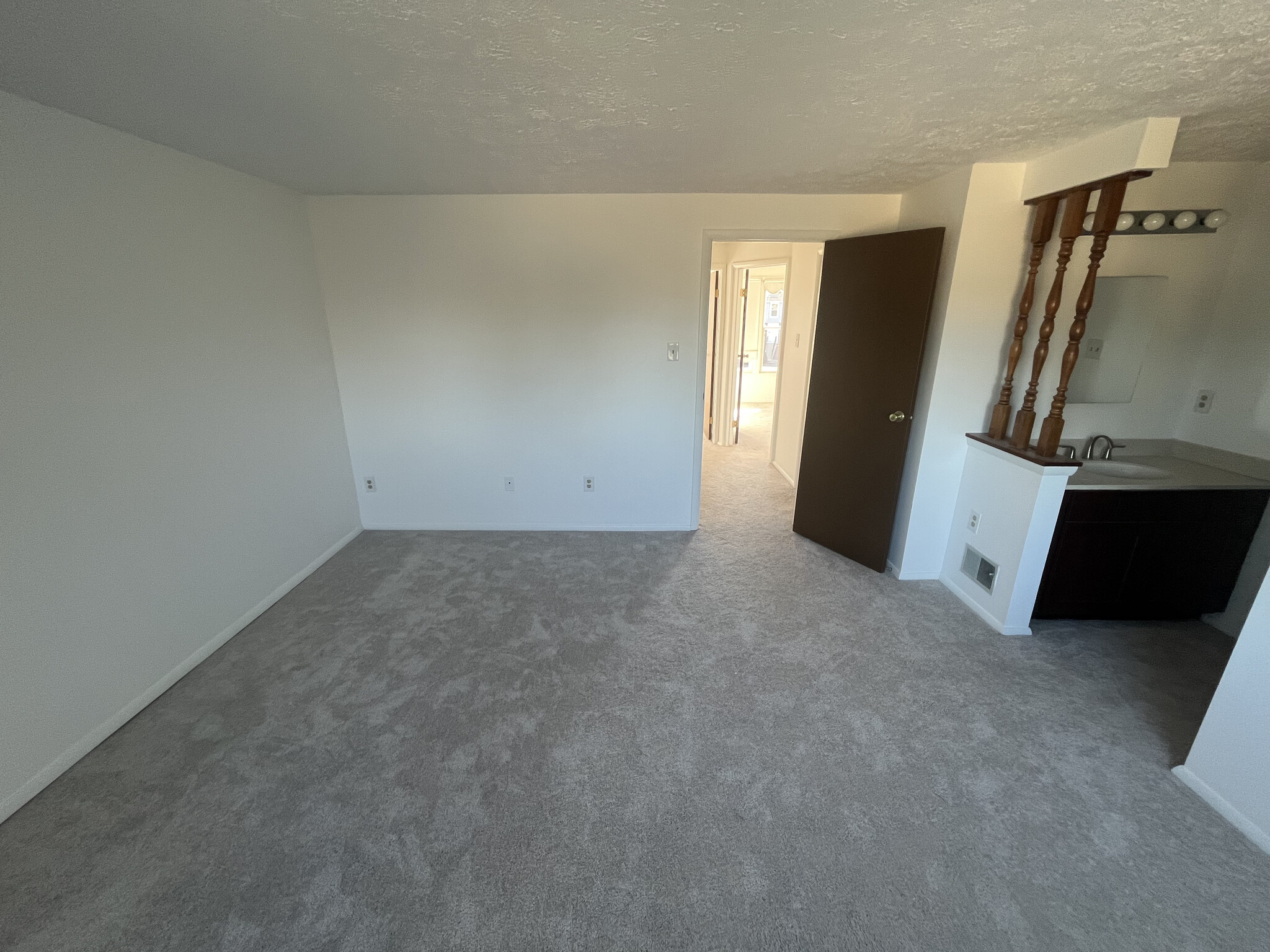 master bedroom - 6310 Meeting House Way