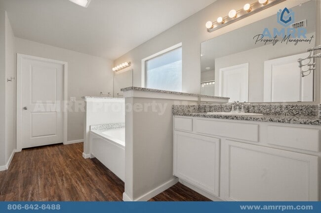 Building Photo - 4 Bedroom Home In Frenship ISD