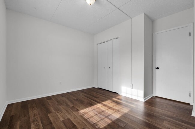 Building Photo - 2-Bedroom Condo with Great Community Amenities in Lower Macungie