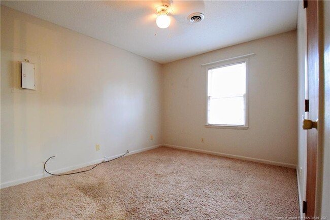 Building Photo - 1603 Snead Ave