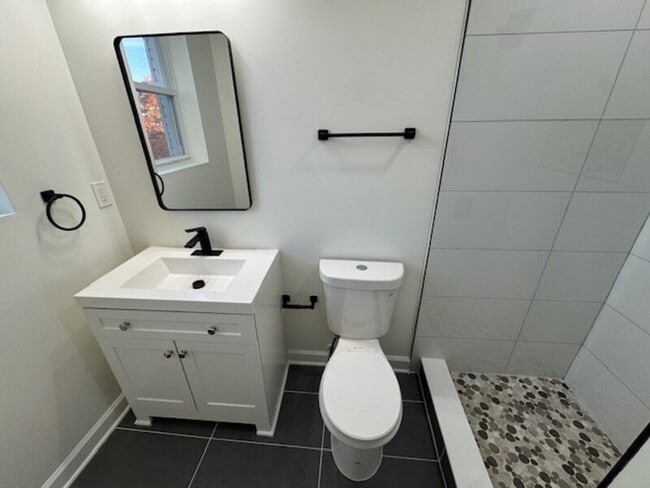 Building Photo - 1922 N Bentalou St