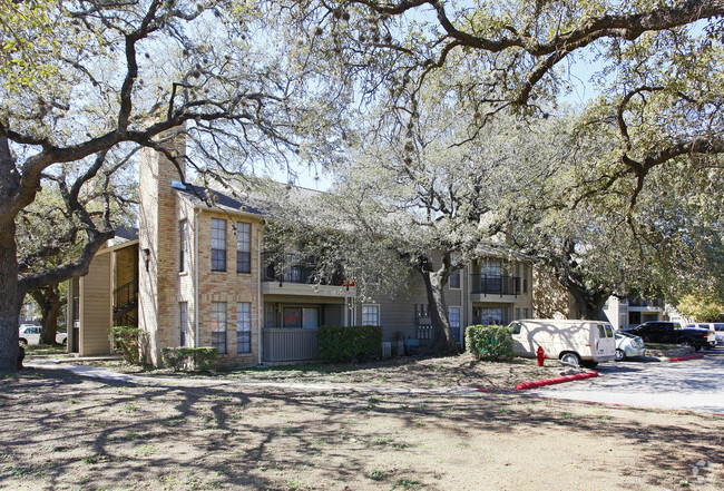 Primary Photo - Towering Oaks