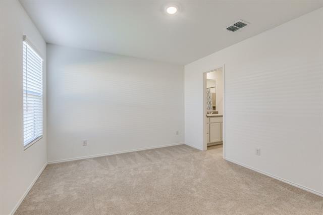 Building Photo - 9780 Skyhawk Ave