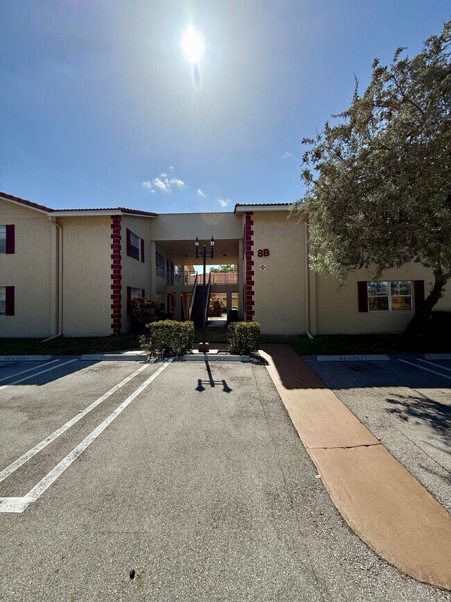 Building Photo - 3764 N University Dr