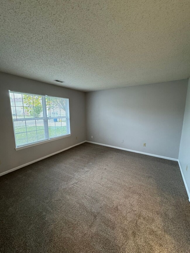 Building Photo - Pike Township - 3 bedroom home