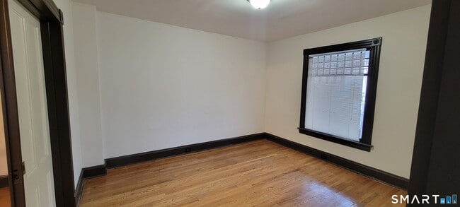 Building Photo - 130 Church St