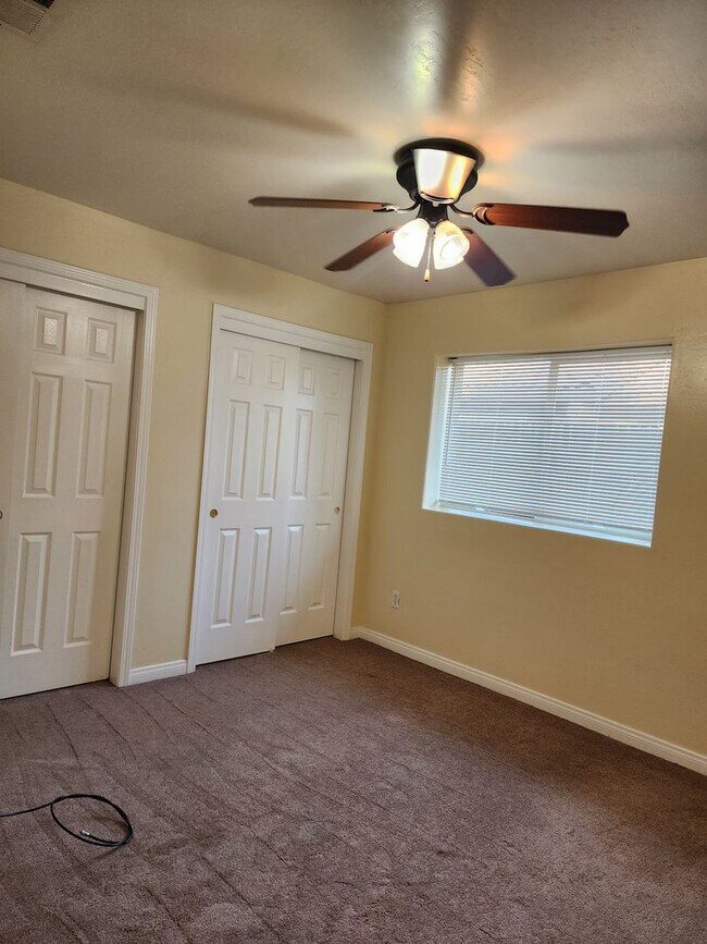 Building Photo - 722 Spring Meadow Ct