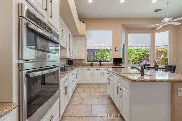 Building Photo - 78652 Alliance Way