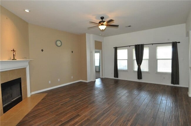 Building Photo - 1106 Delia Chappa Ln