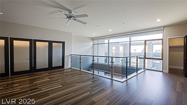Building Photo - 8925 W Flamingo Rd