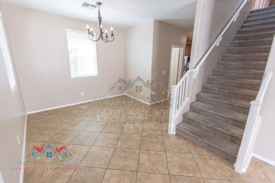 Building Photo - 4352 E Carla Vista Dr