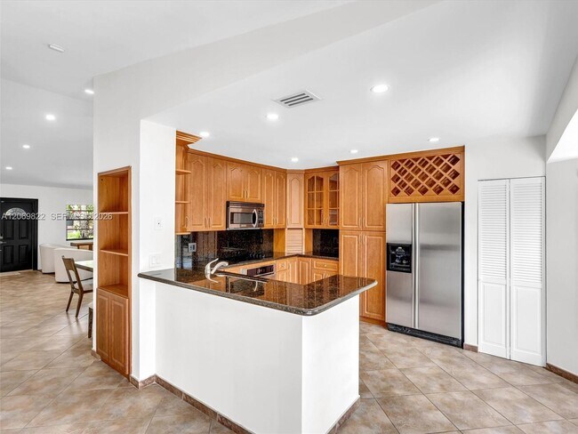 Building Photo - 7457 SW 112th Pl