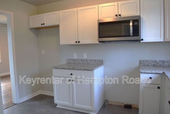 Building Photo - 200 Dwight Dr